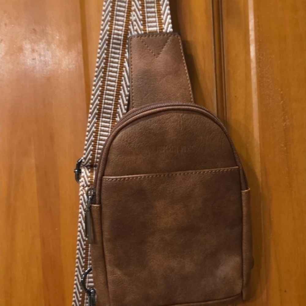 Elegant Brown Crossbody Bag